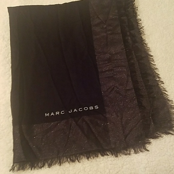 🚫 SOLD OUT🚫Marc Jacobs Target Scarf - Picture 6 of 6